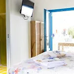 Couette-café Art Panarea