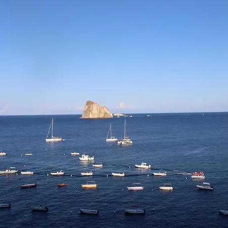 Art 住宿加早餐酒店