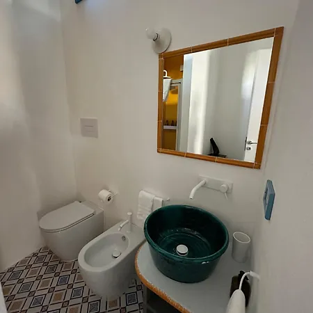 Art Bed & Breakfast Panarea
