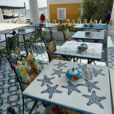 Hycesiam Bed and breakfast Panarea
