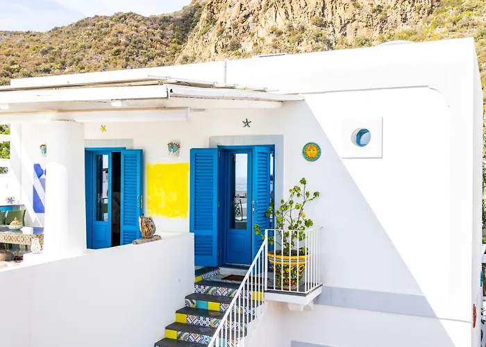 Bed & Breakfast Art Panarea